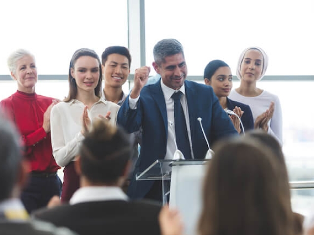 confidence-in-public-speaking-1